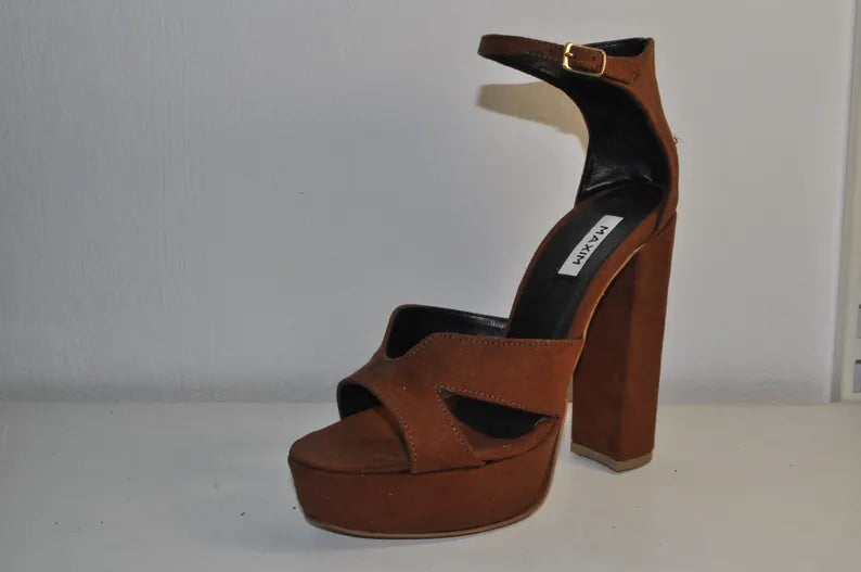 “Women’s Handmade Brown Leather Chunky Heel Sandals – Chic Evening Heels”
