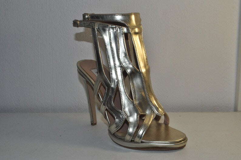 “Designer Women’s Gold High Heel Sandals – Sophisticated Evening Heels”