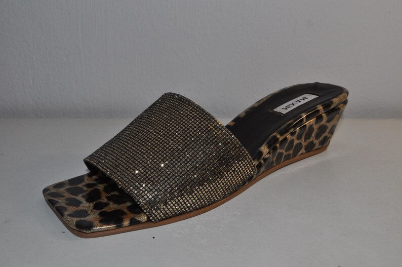 “Women’s Leopard Print Platform Chunky Heel Sandals – Glamorous Evening Shoes”