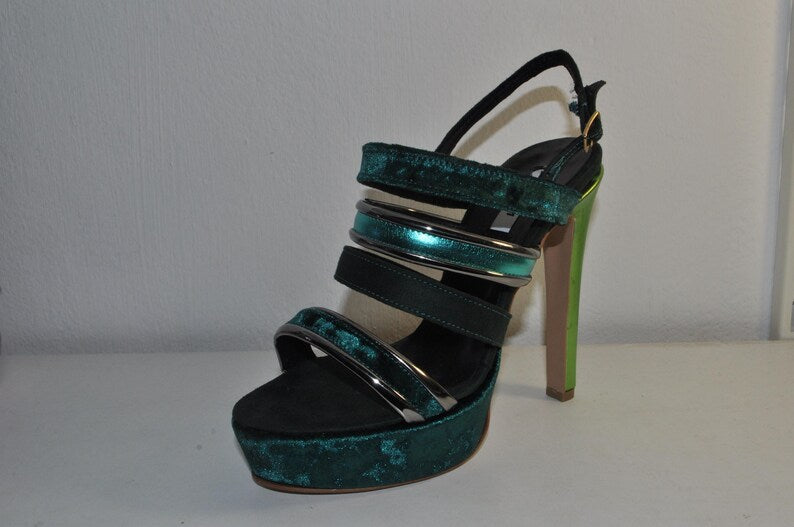 Chic Chunky High Heels: Women’s Evening Sandals in Mixed Materials