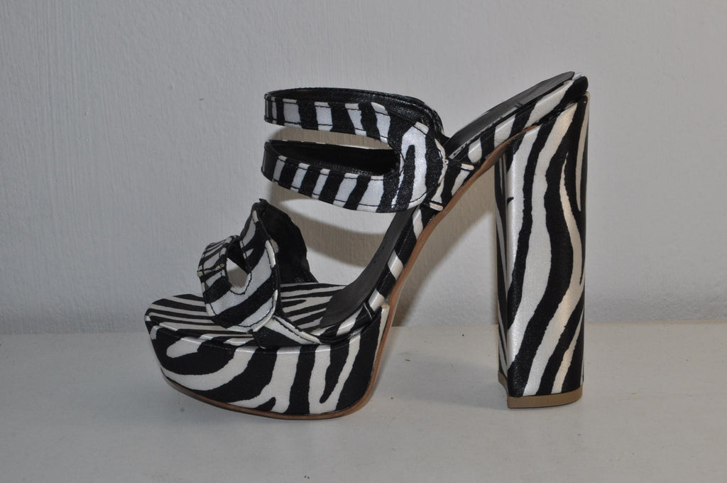 “Designer Women’s Zebra Print Chunky Heel Sandals – Handmade Leather Shoes”