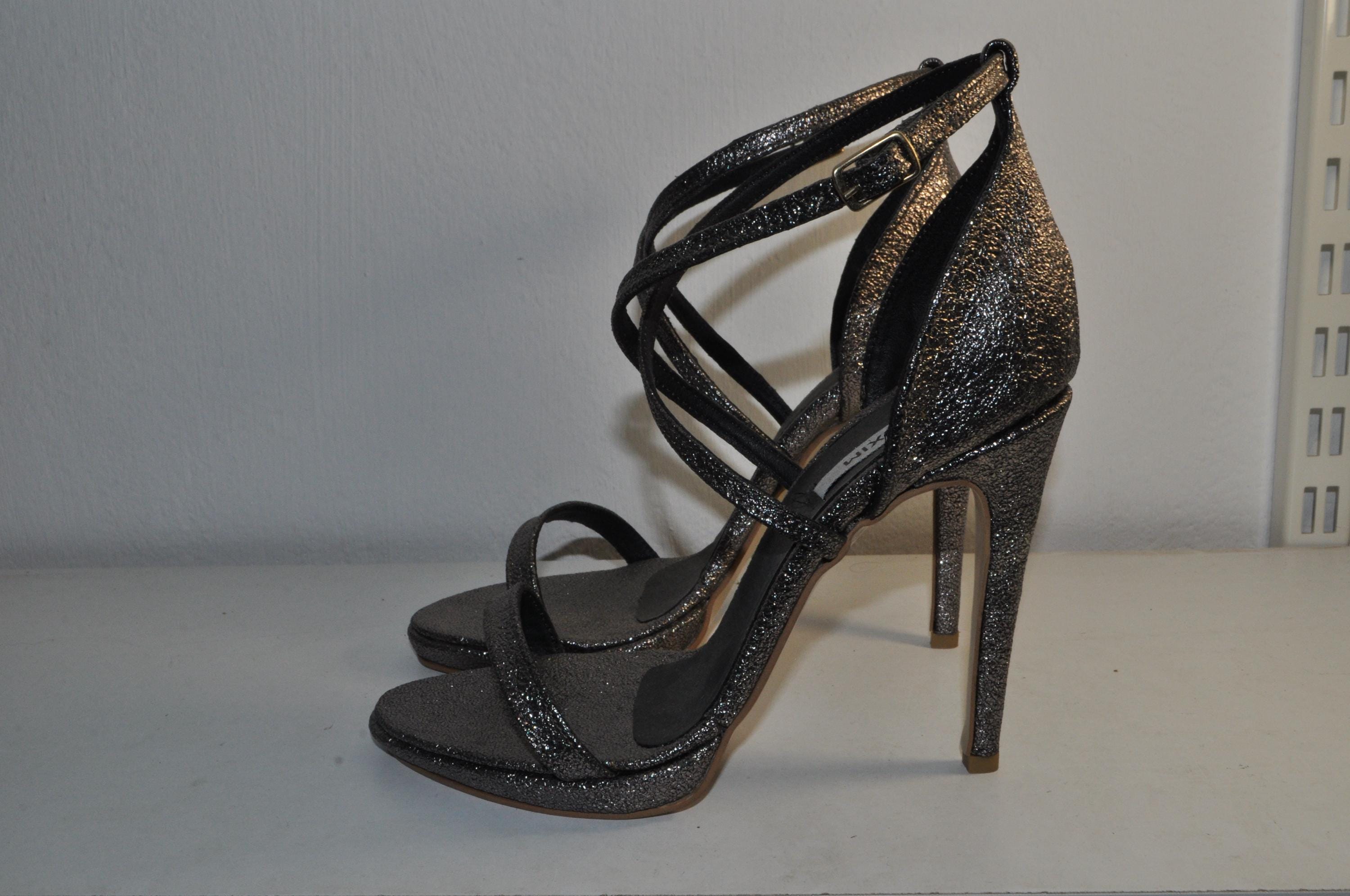 *“Women’s Handmade Leather High Heel Sandals – Chic Luxury Evening Heels”