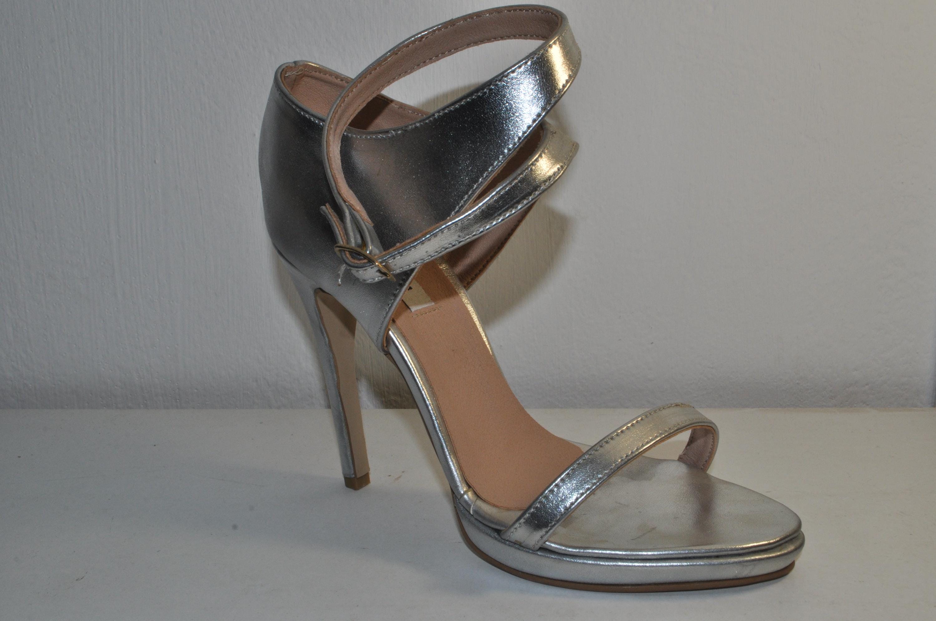“Women’s Handmade Silver High Heel Sandals – Chic Luxury Evening Heels”