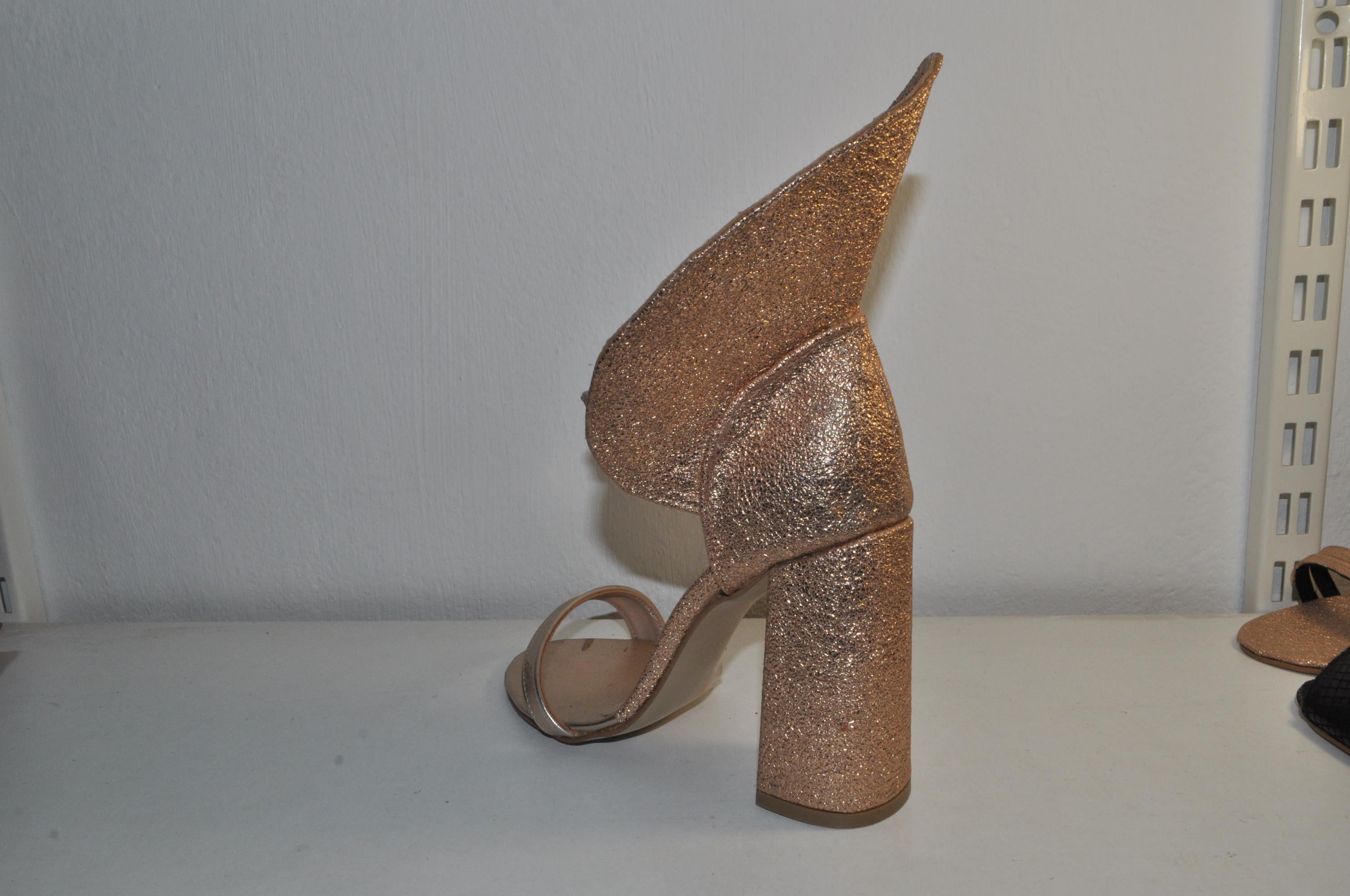 “Designer Women’s Gold Chunky Heel Sandals – Sophisticated Evening Heels”