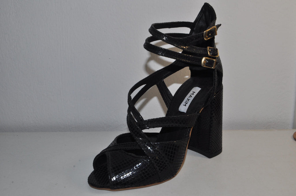 “Designer Women’s Black Chunky Heel Sandals – Sophisticated Evening Heels”