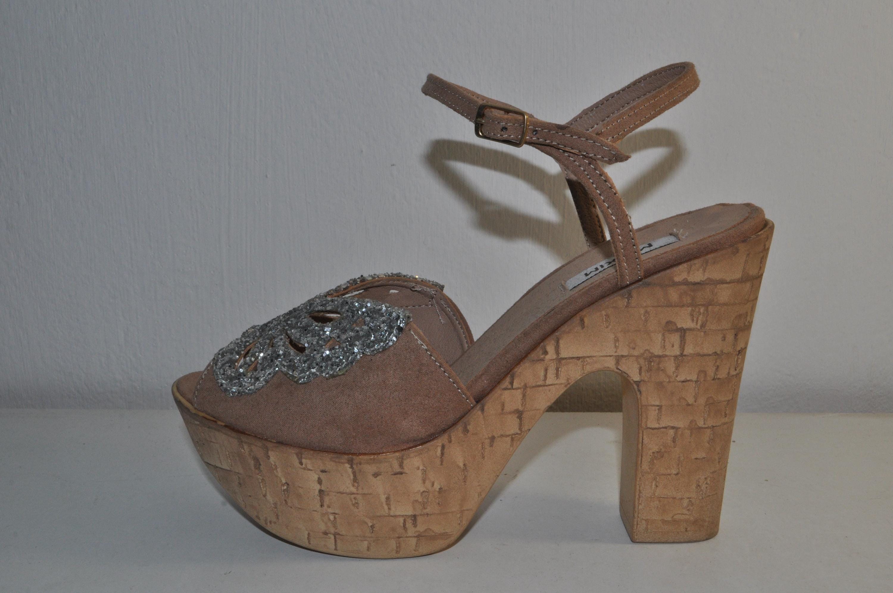 “Women’s Handmade Leather Platform Sandals – Elegant Evening Shoes”