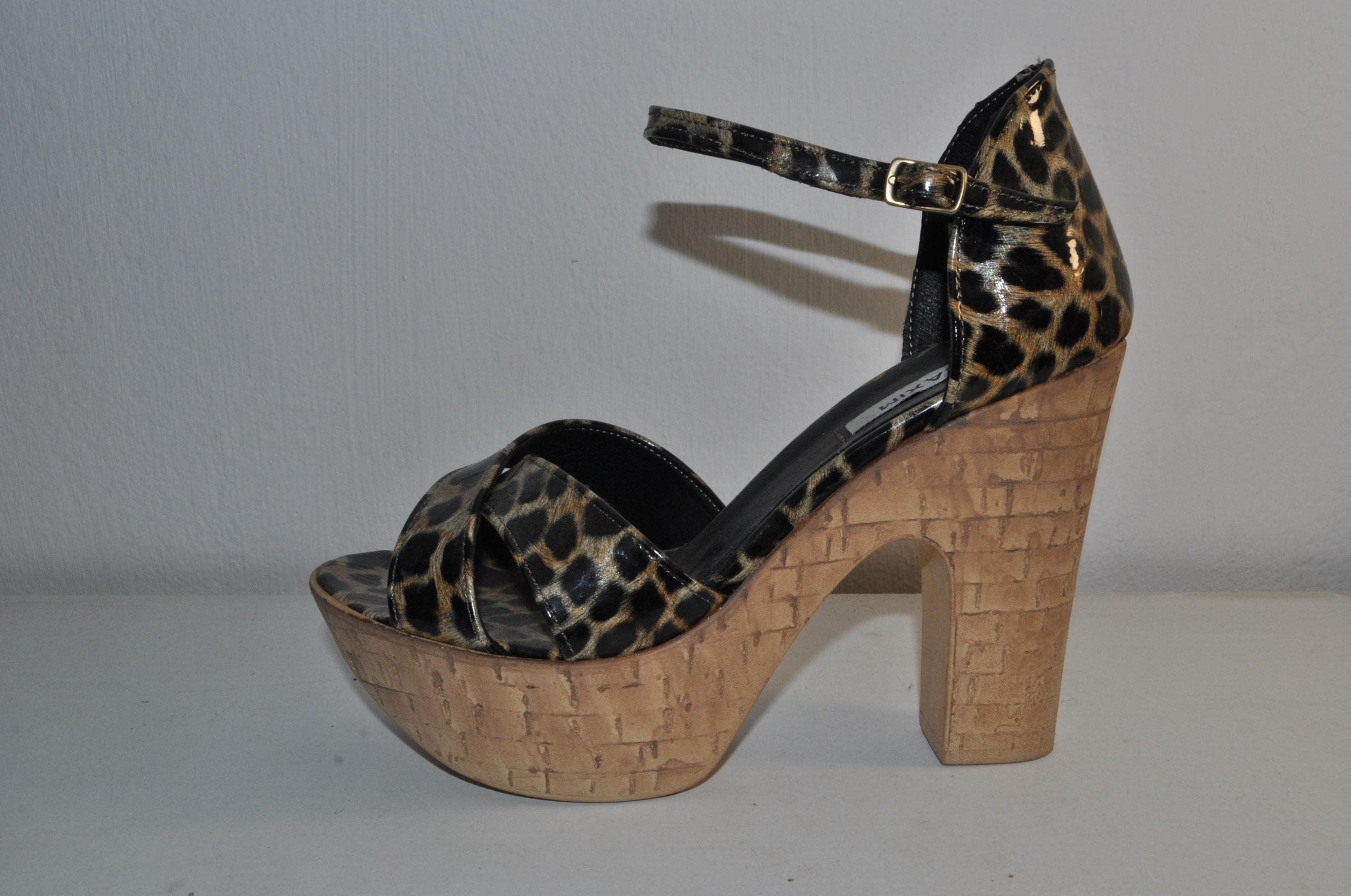 ✨ MAXIM Leopard – Women’s Chunky Heel Platform Sandals | Bold Leopard Elegance