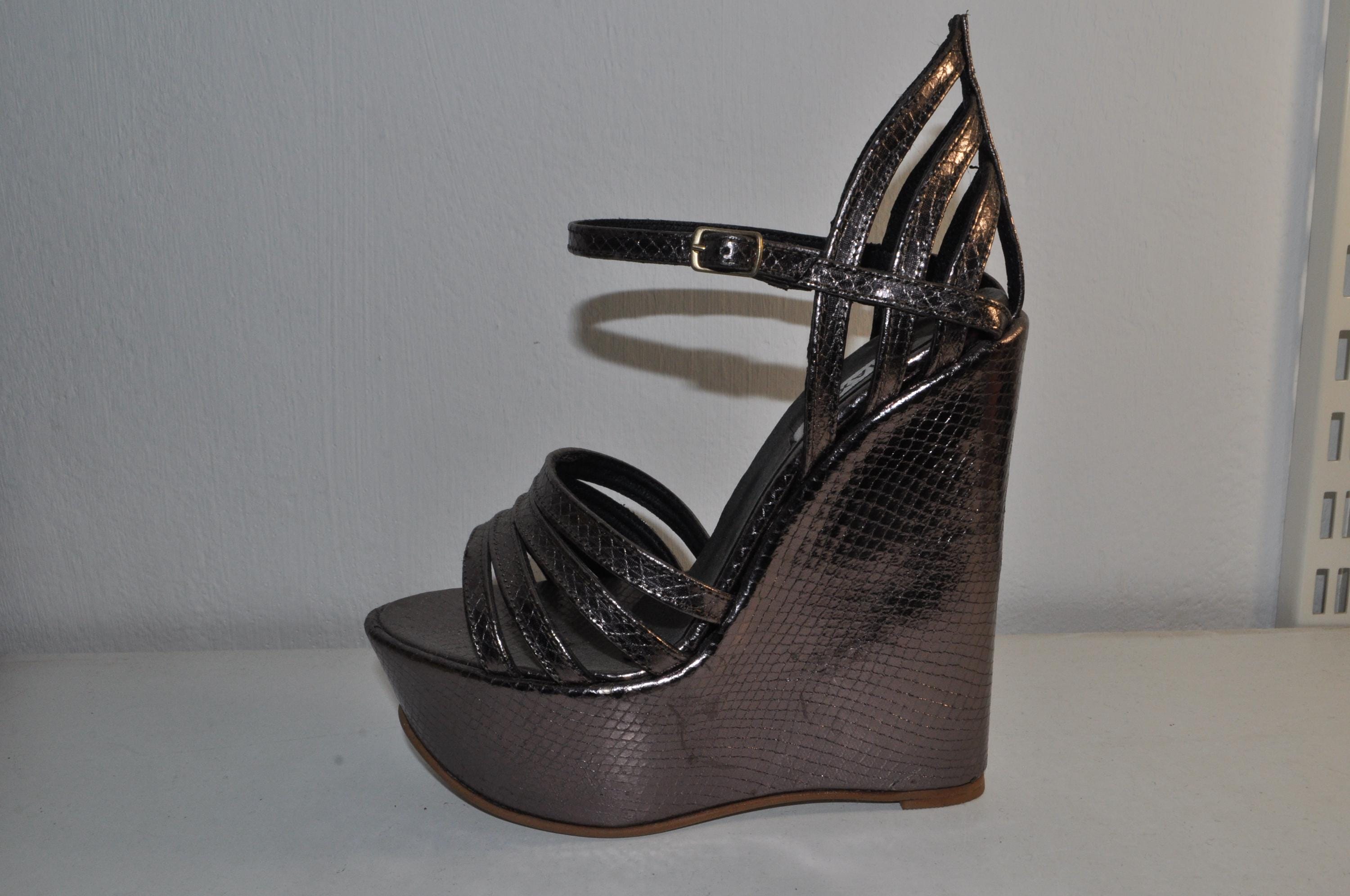 “Women’s Handmade Leather Wedge Heel Sandals – Stylish Luxury Evening Shoes”