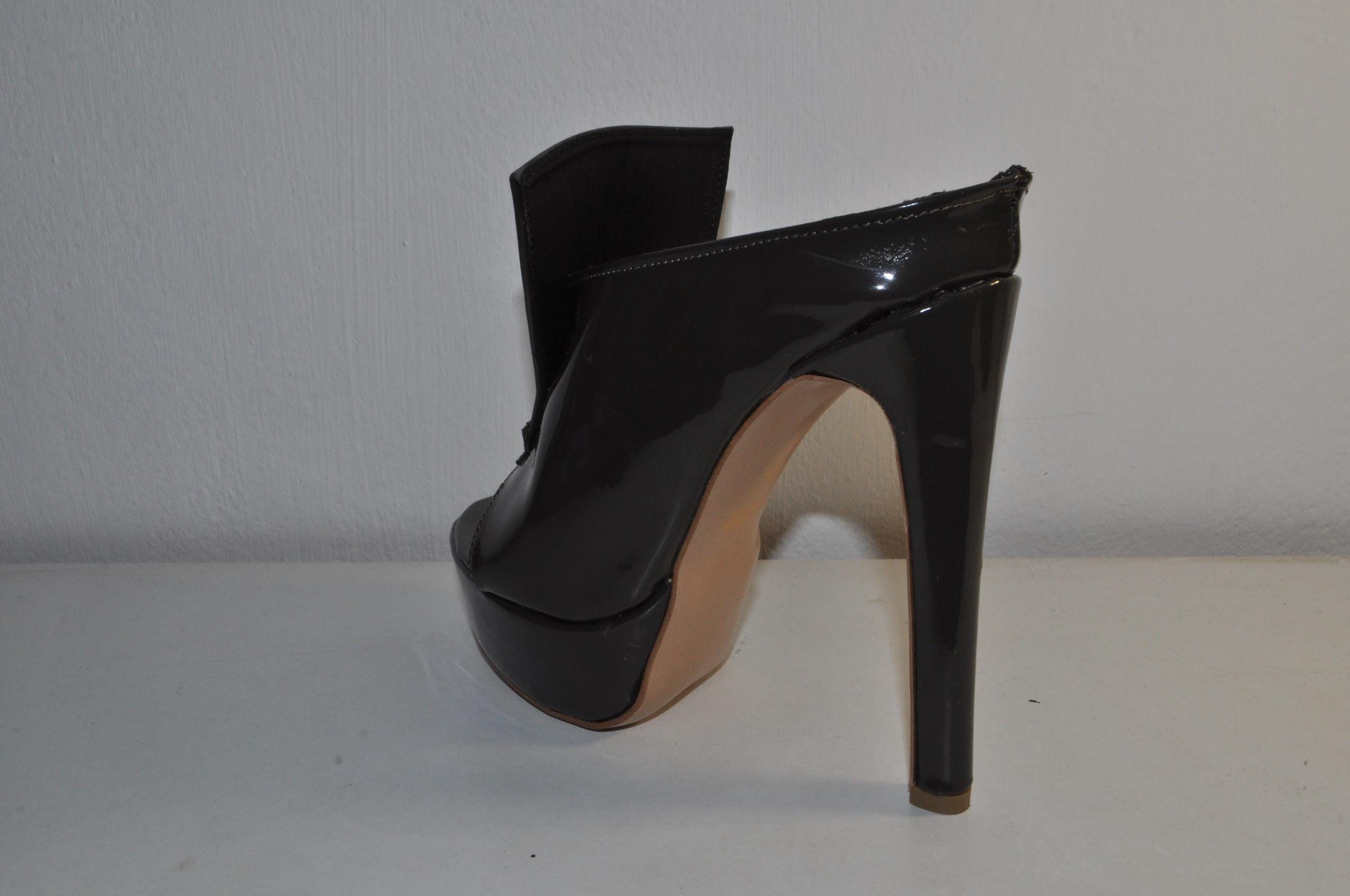 EVELIN Chic Leather High Heels: Women’s Evening Chunky Sandals