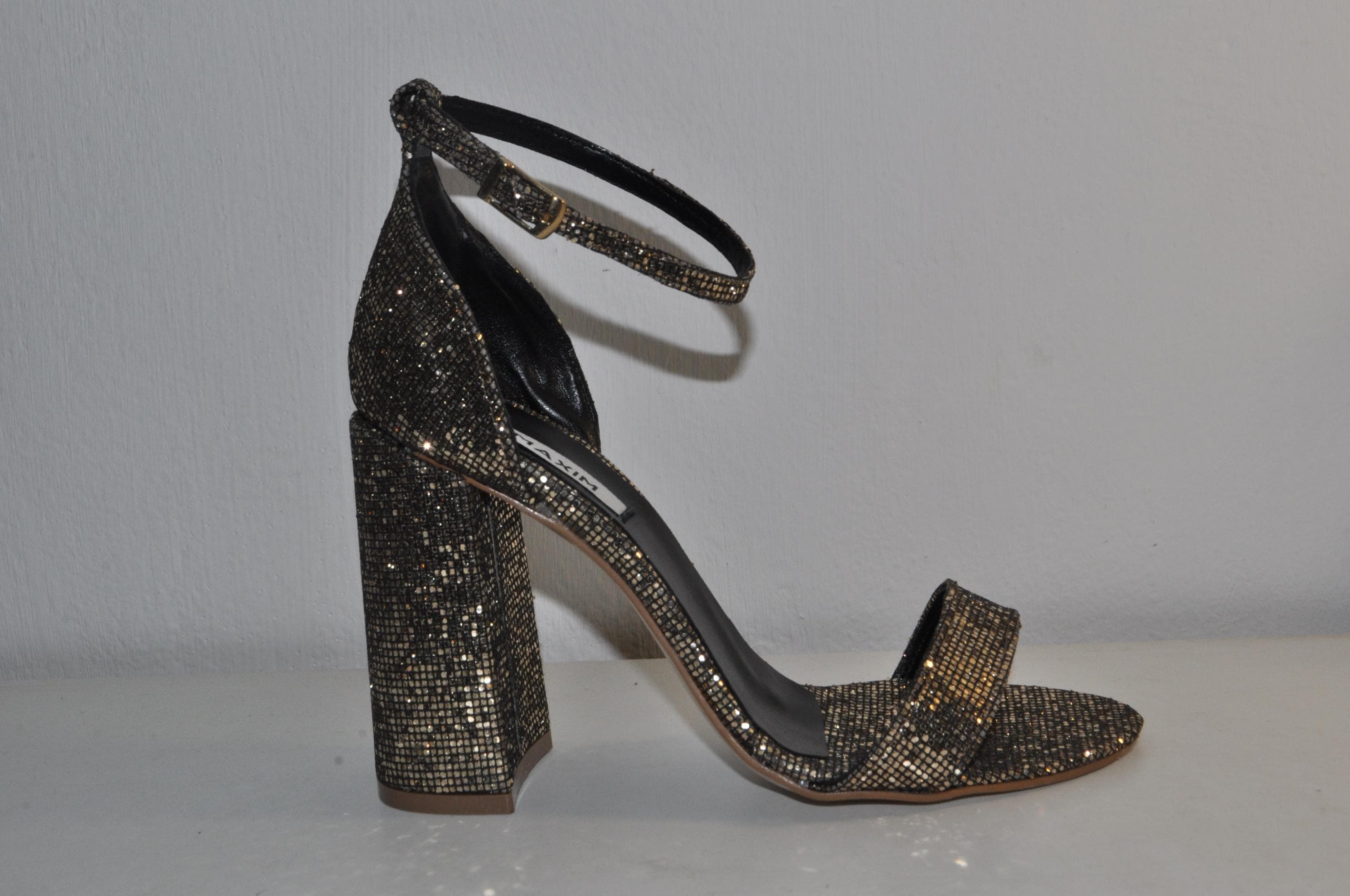 Glam Gold Chunky Heel Sandals: Women’s Evening Shoes