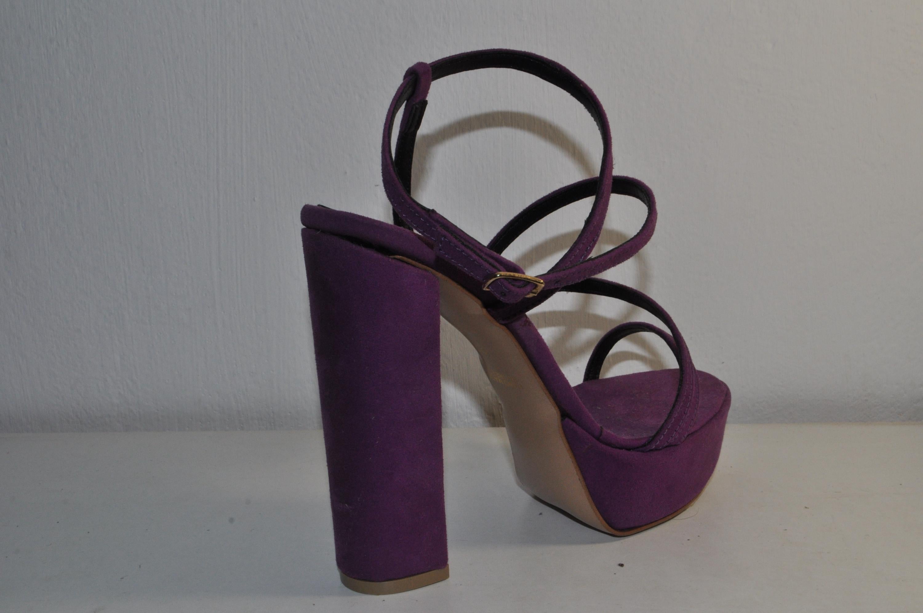 “Designer Women’s Olivia Purple Chunky Heel Sandals – Sophisticated Fashion Shoes”