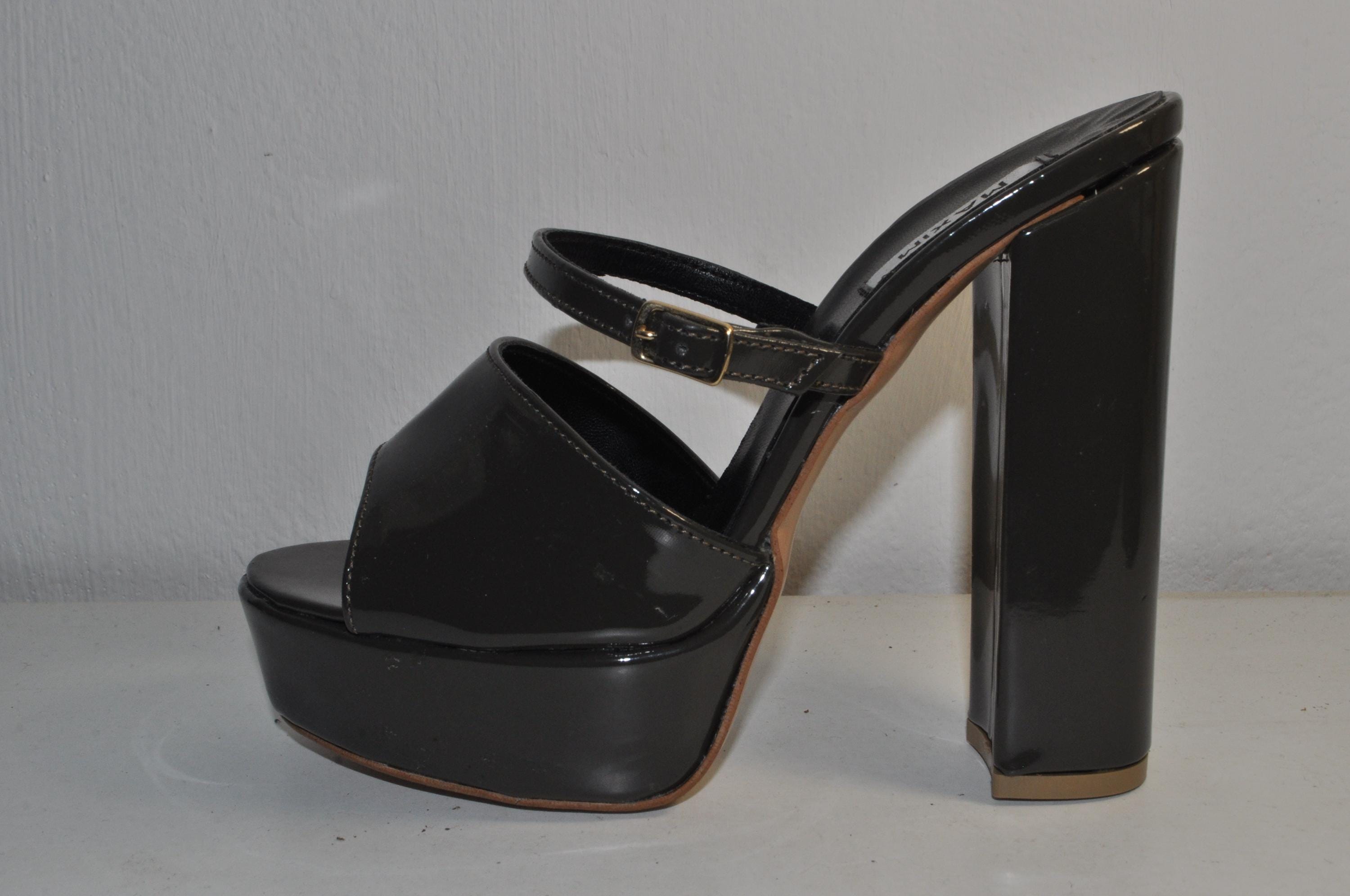 “Women’s Chunky Heel Sandals – Chic Luxury Evening Heels”