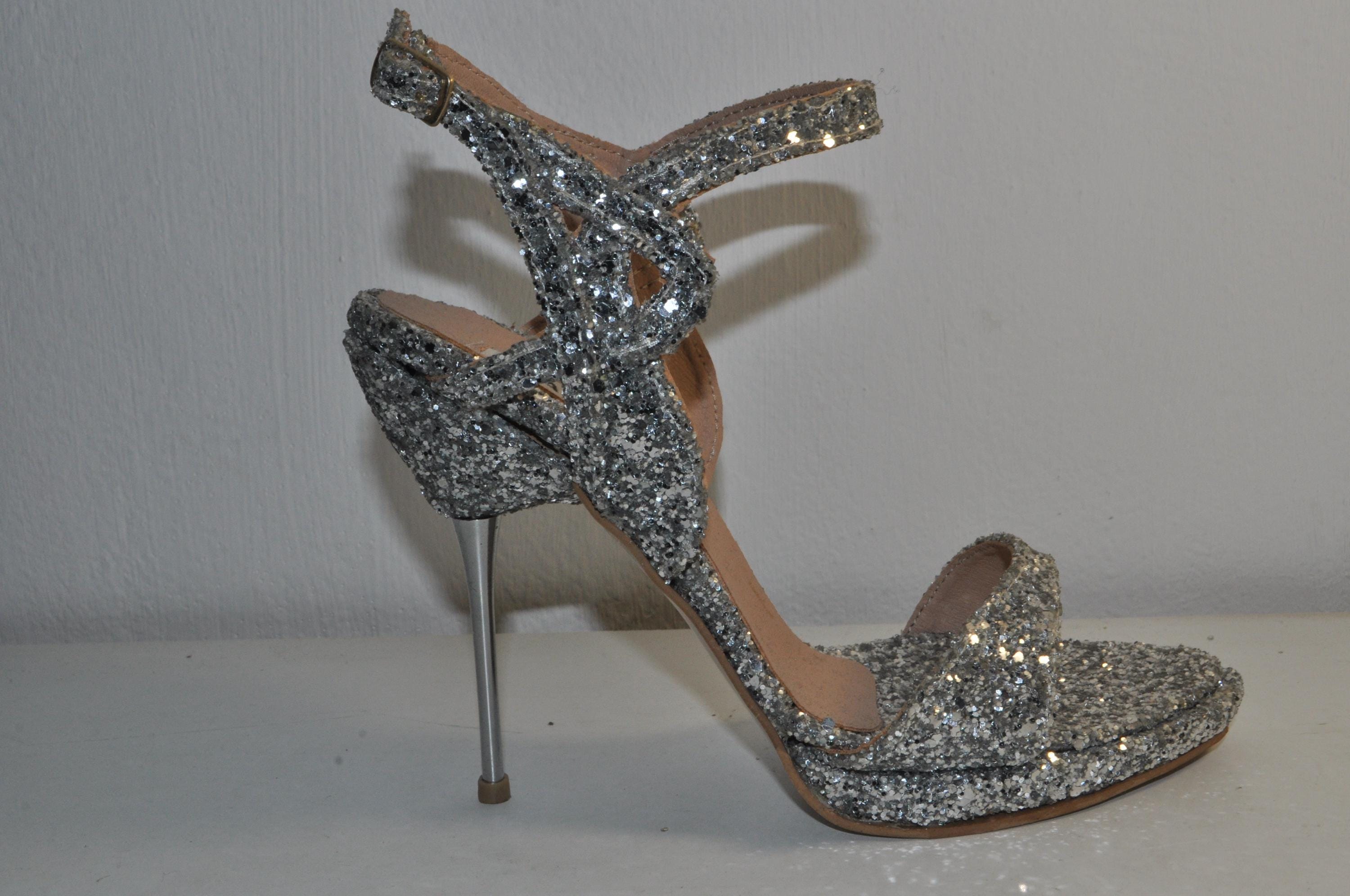 Chic Silver Glitter Stilettos: Wedding Evening Shoes for Brides