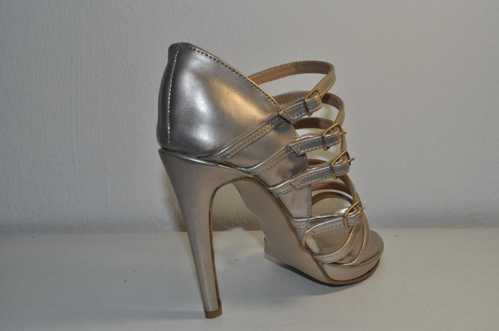 “Luxury Women’s Gold Strappy High Heel Sandals – Elegant Evening Heels”