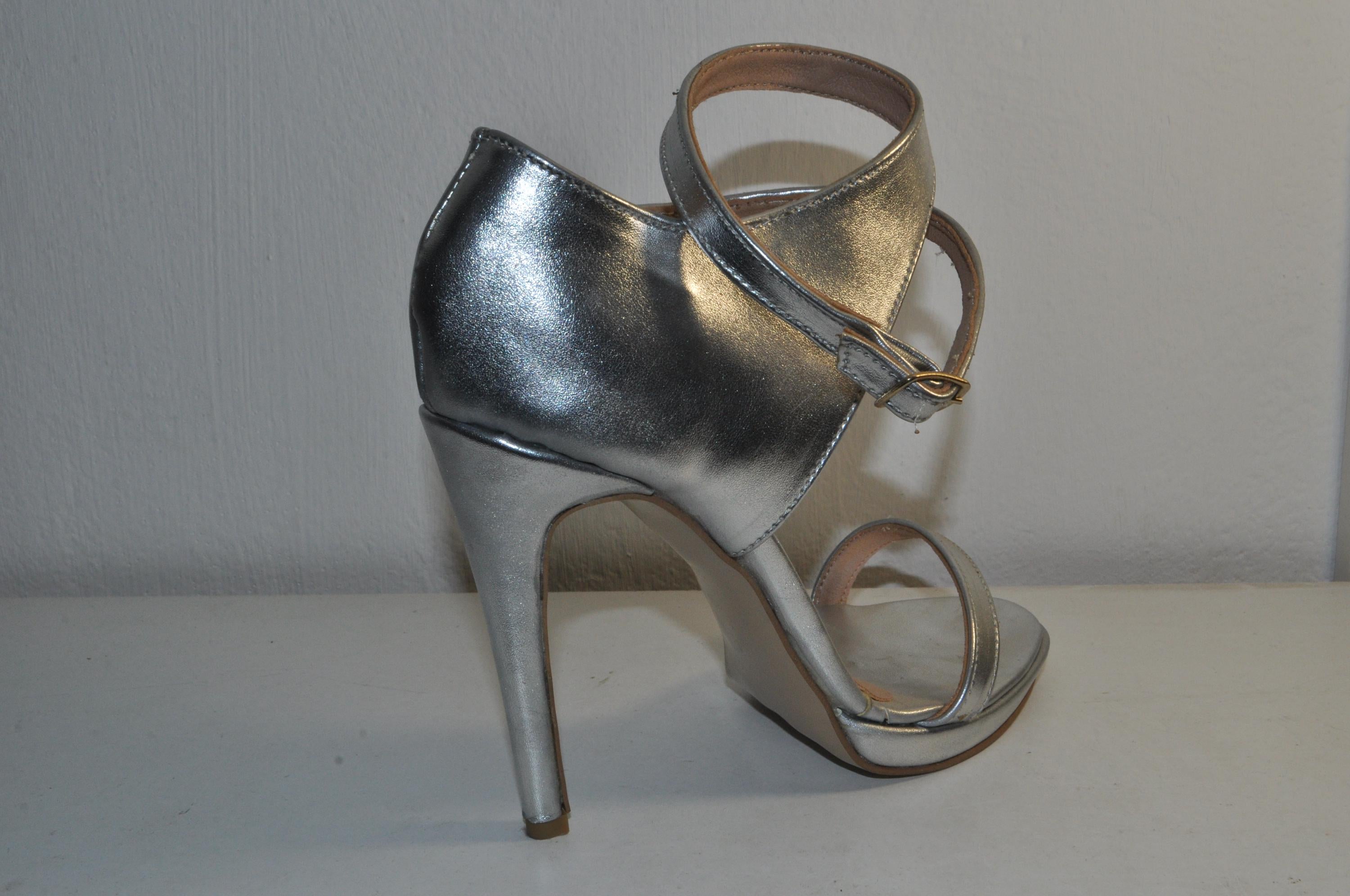 “Women’s Handmade Silver High Heel Sandals – Chic Luxury Evening Heels”