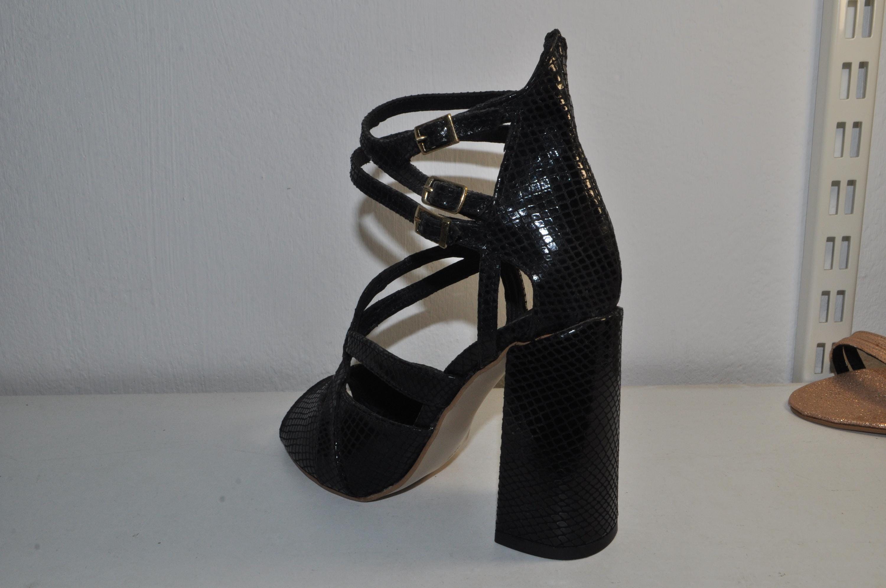 “Designer Women’s Black Chunky Heel Sandals – Sophisticated Evening Heels”