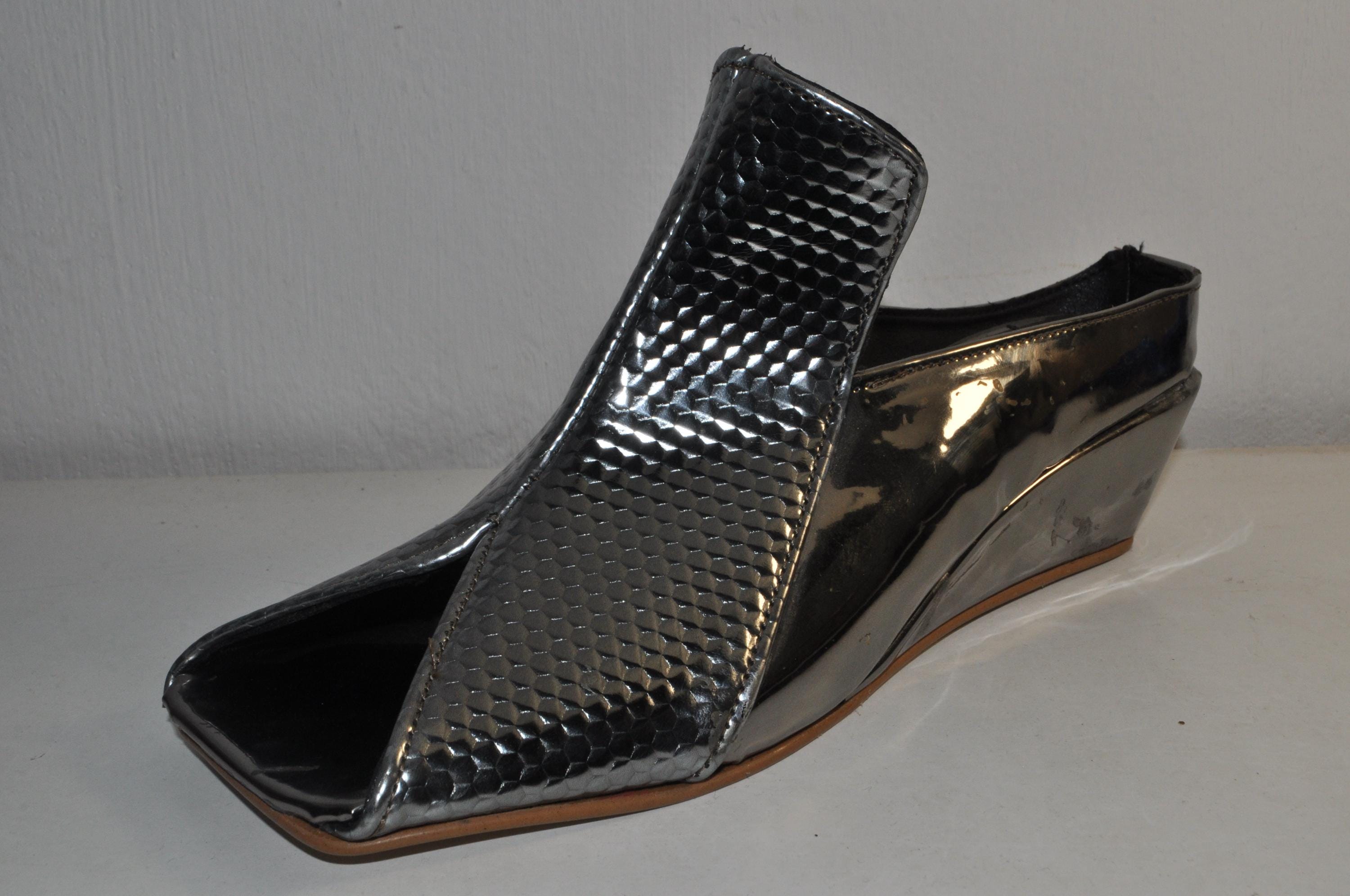 “Luxury Women’s Bianca 05 Chunky Heel Sandals – Trendy Fashion Heels”