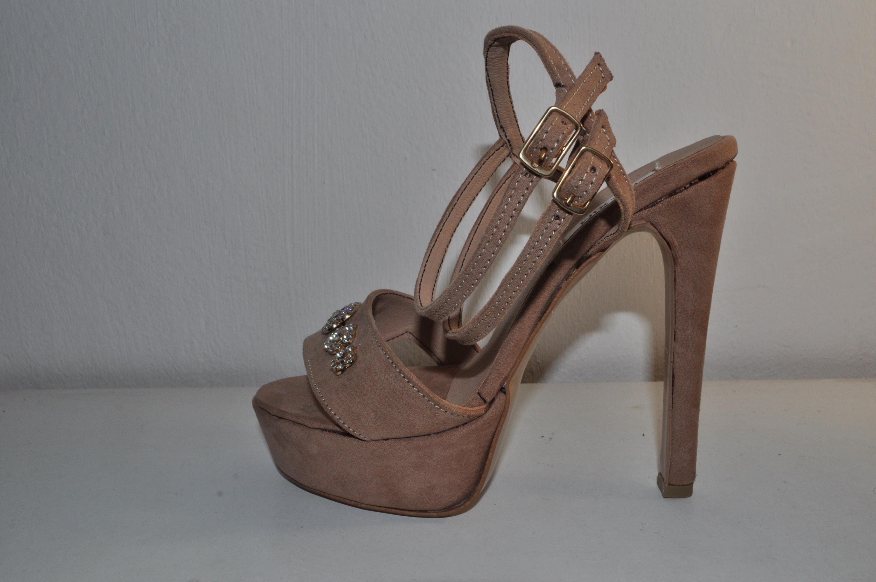 Elegant High Heels: Women’s Evening Sandals