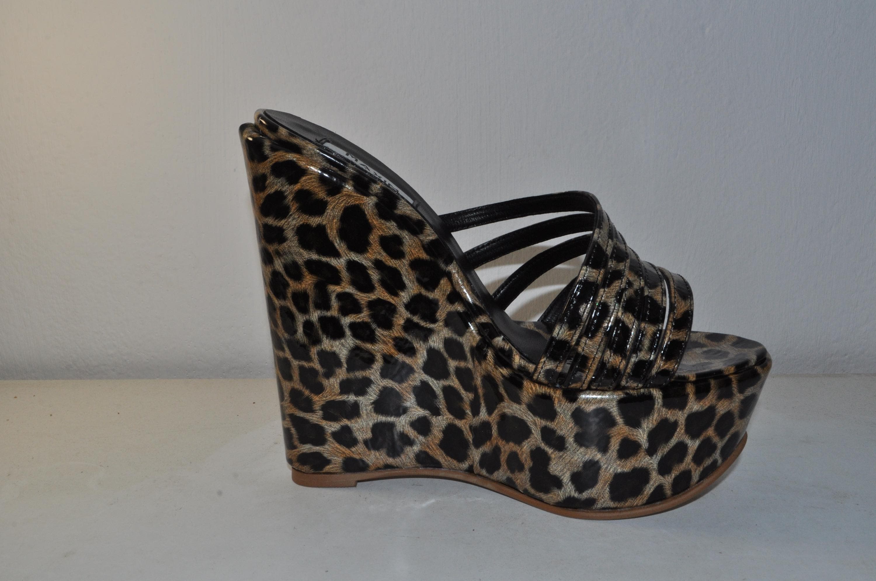 Luxury Wedge Platform Heels: Women’s Open-Toe Sandals